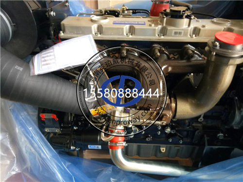 探秘珀金斯1100型發(fā)動機：動力核心的奧秘與應用
