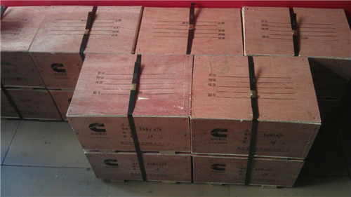 康明斯L9.3 L105柴油發(fā)動(dòng)機(jī)缸蓋