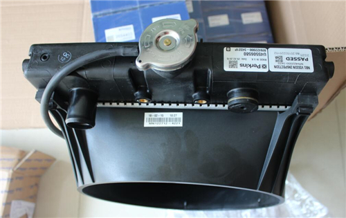 Perkins珀金斯1600柴油發(fā)動機NS10068水箱散熱器