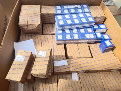 戴納派克DynapacCC1000雙鋼輪壓路機珀金斯Perkins發(fā)動機403D-11維修保養(yǎng)配件